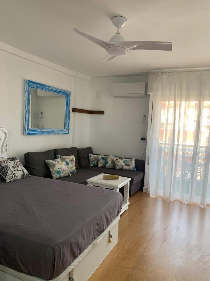 Sweet Home Benalmadena, Estudio Con Vistas Al Mar Y Excelente Conexion Wifi, Para No Fumadores, Con Piscinas, Sea Views, With Swimming Pools, Completely Renovated, Ideal For Older People, Bright With Morning Sun, No Smoking Ngoại thất bức ảnh