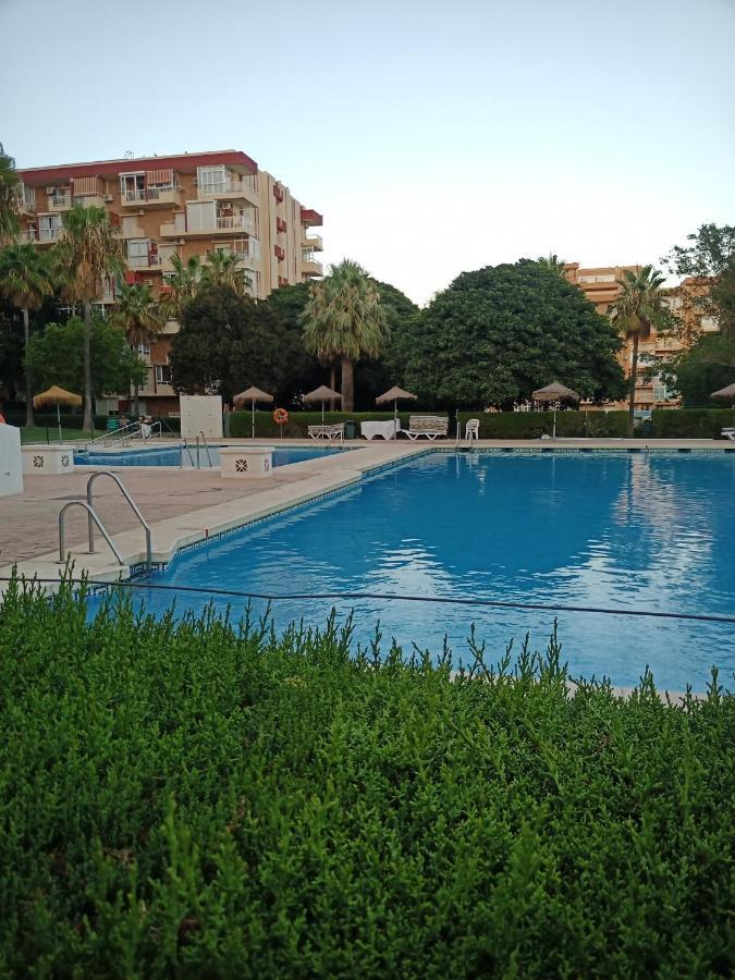 Sweet Home Benalmadena, Estudio Con Vistas Al Mar Y Excelente Conexion Wifi, Para No Fumadores, Con Piscinas, Sea Views, With Swimming Pools, Completely Renovated, Ideal For Older People, Bright With Morning Sun, No Smoking Ngoại thất bức ảnh