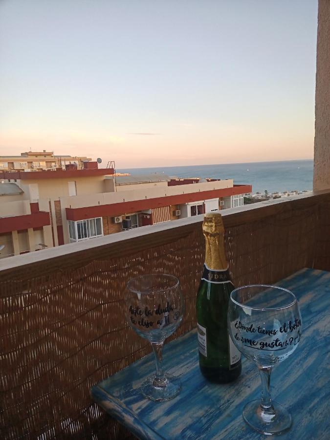 Sweet Home Benalmadena, Estudio Con Vistas Al Mar Y Excelente Conexion Wifi, Para No Fumadores, Con Piscinas, Sea Views, With Swimming Pools, Completely Renovated, Ideal For Older People, Bright With Morning Sun, No Smoking Ngoại thất bức ảnh